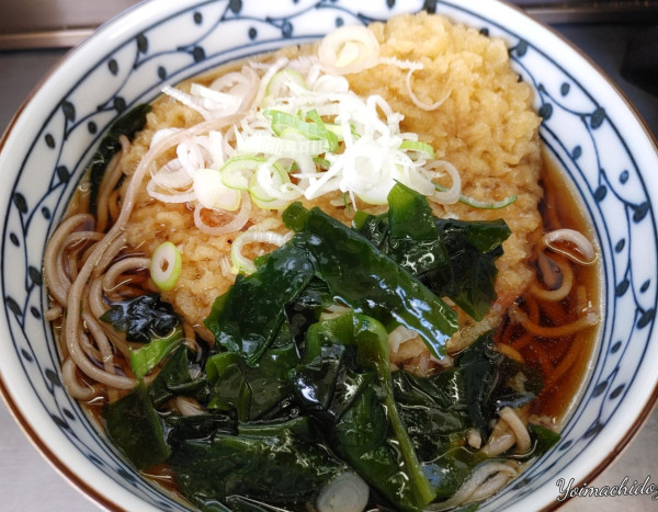 「天ぷらわかめそば」@信州蕎麦処しなの 長野駅の写真