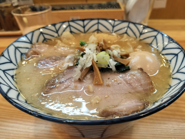「特製らぁ麺」@らぁ麺 秀登の写真
