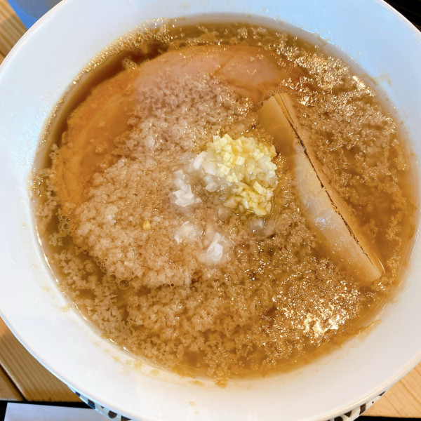 「黒ラーメンおゝ油」@古民家ヌードゥル黒揚羽森住の写真