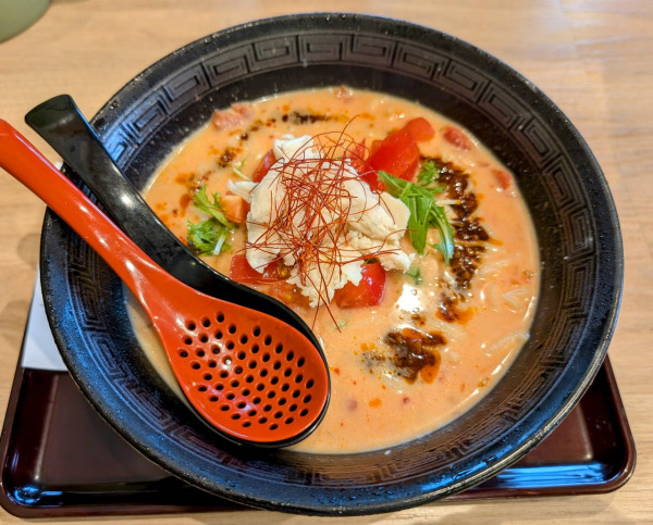「冷し豆乳トマトラーメン900円」@埼玉タンメン山田太郎  大和田店の写真