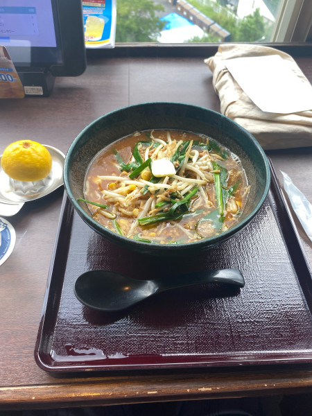 「味噌ラーメン(1150円)」@万葉倶楽部 横浜みなとみらい お食事処の写真