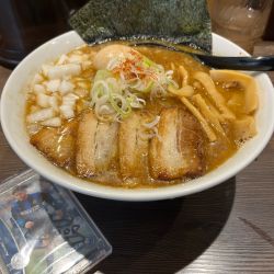 らーめん全部乗せ