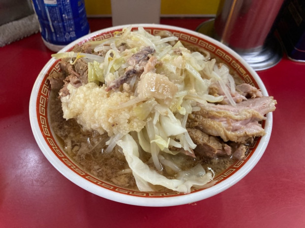 「小豚入り」@ラーメン二郎 目黒店の写真