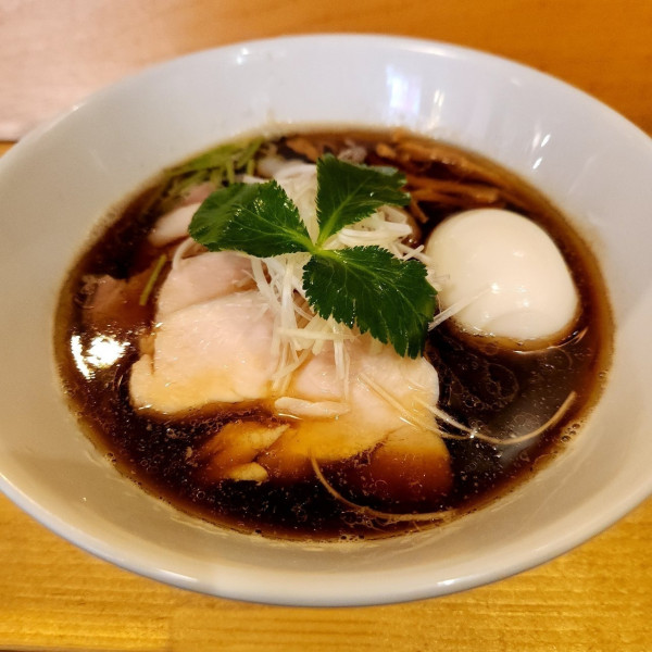 「特製醤油らぁ麺」@のど黒らぁ麺 永屋の写真