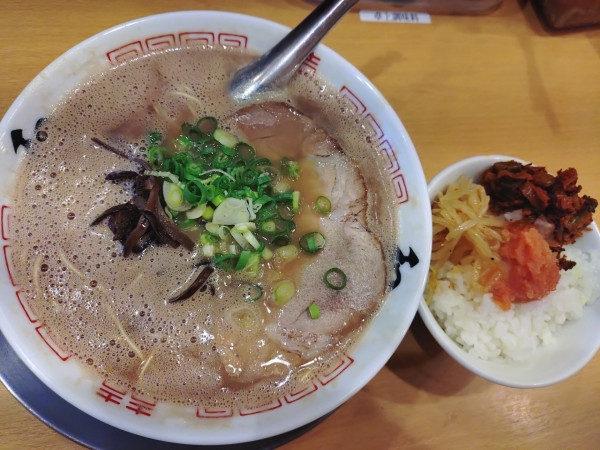 「ラーメン、Bランチ（明太子ライス）、替玉」@博多ラーメン 和の写真