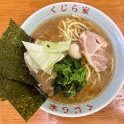 横浜豚骨ラーメン 並　850円