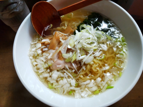 「塩らーめん800円」@麺屋 げんぞうの写真