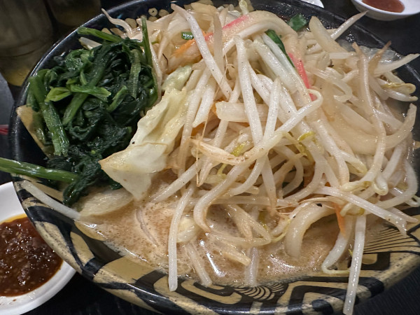 「野菜たっぷりたれ味噌ラーメン890円+150円」@ハルピン味噌らーめん 雷蔵の写真