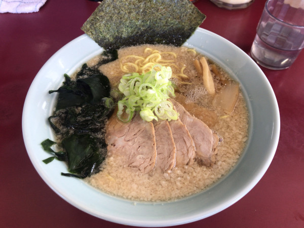 「チャーシューメン(こいめ、多め) 900円」@ラーメンショップ 四ツ屋店の写真