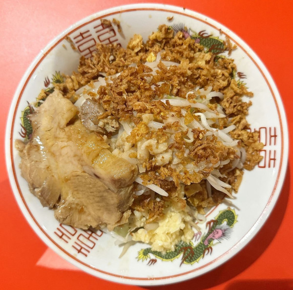 「ミニまぜそば（ニンニク）」@BUTAKIN 御茶ノ水店の写真