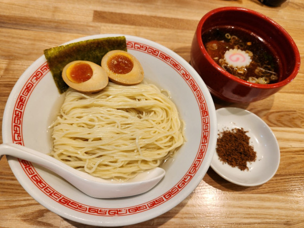 「味玉さば水つけ麺　バラチャー」@麺や みかんの写真