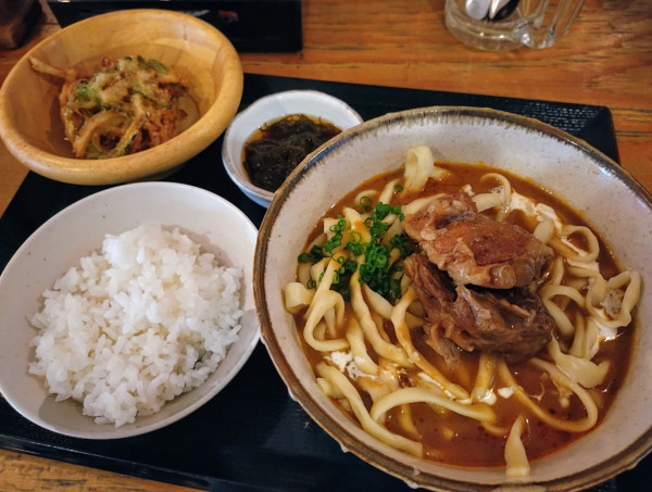 「クリーミーカレーそば ￥1000」@おいしい時間の写真