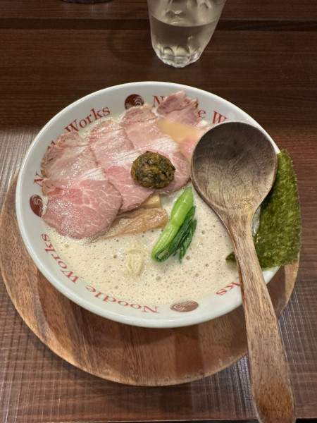「泡ちゃーしゅーらぅめん」@Noodle Works -BALI-の写真