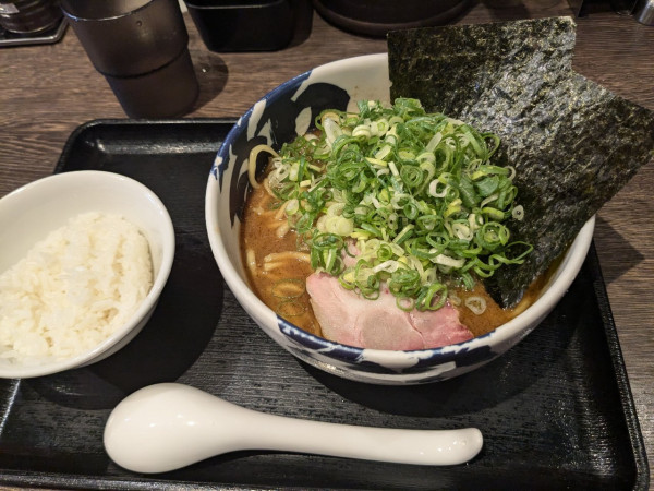 「九条ねぎラーメン」@節骨麺たいぞう 池袋本店の写真