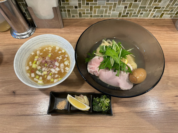 「【限定】鯛塩の緑茶昆布水つけ麺」@はつがい商店の写真