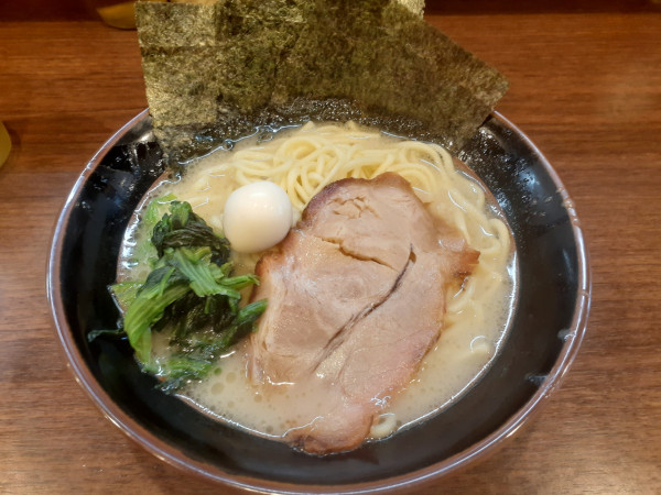 「塩ラーメン」@横浜家系ラーメン 大岡家 鶴川店の写真