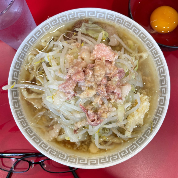 「ミニラーメン＋生卵」@ラーメン二郎 生田駅前店の写真