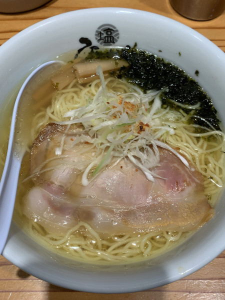 「塩らーめん」@塩らーめん専門 ひるがお 人形町店の写真