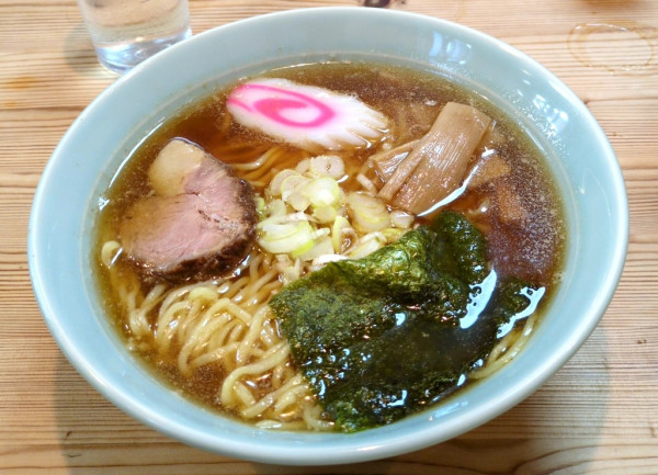 「醤油ラーメン」@明華の写真