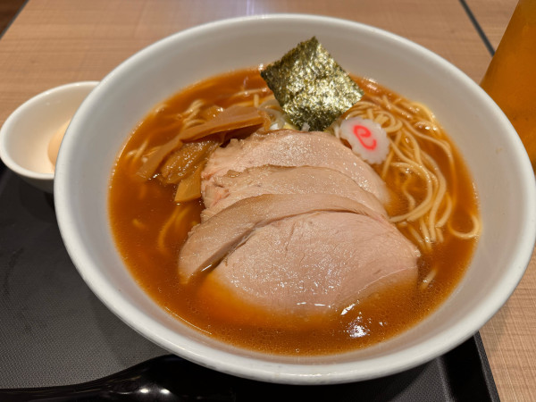 「チャーシューメン大盛り＋煮卵＋生ビール」@羽田大勝軒の写真