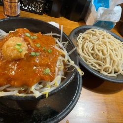 どて辛つけ麺（中）＋野菜増し