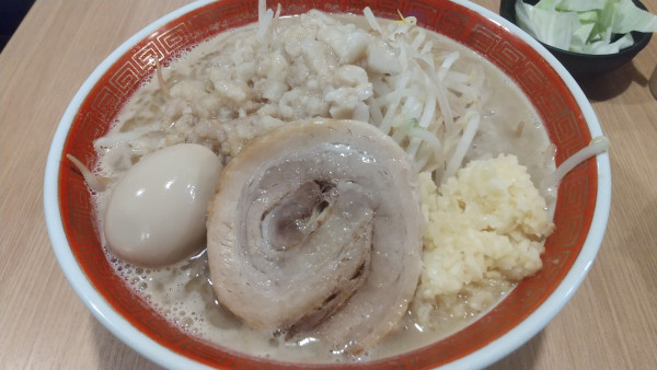 「俺の豚麺　2.0　中盛」@オリオン食堂の写真