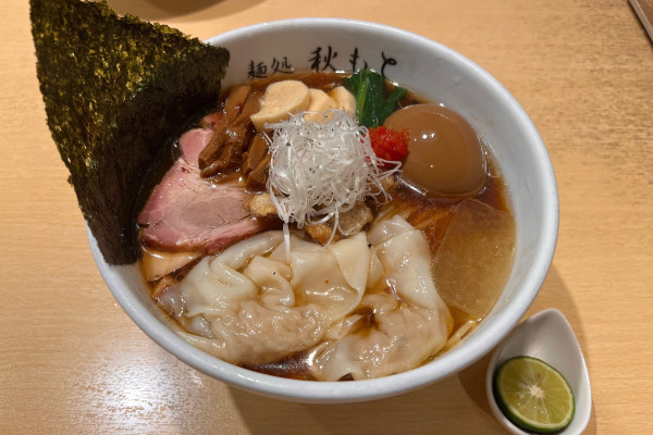 「【限定】特製 鶏節と鰹と酢橘の冷やし醤油」@麺処 秋もとの写真
