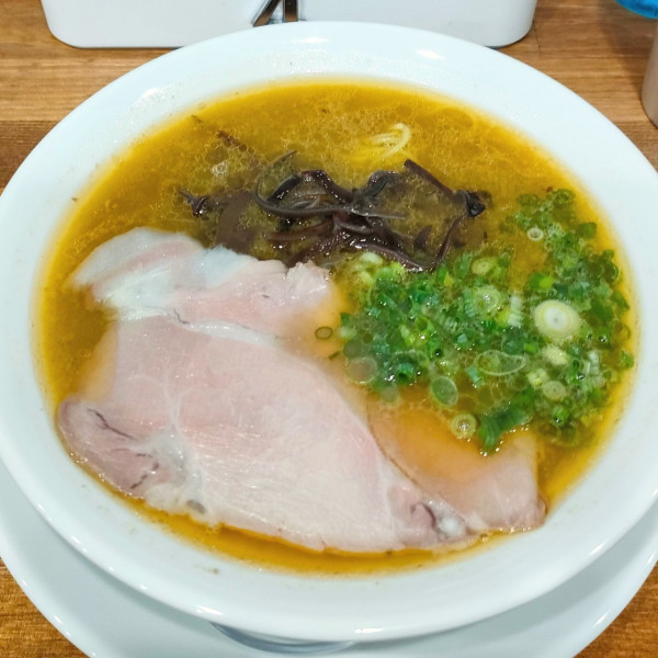 「烏賊豚骨ラーメン」@無冠 阿佐ヶ谷の写真