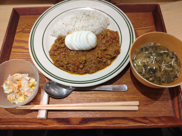 「（期間限定）干し野菜のキーマカレー　１３８０円」@dancyu食堂の写真