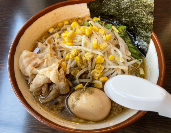 「特みそこってりらーめん」@ど・みそ JRA東京競馬場店の写真