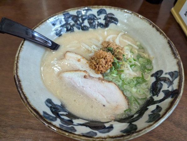 「あごたし鶏白湯ラーメン950円」@麺家 ひばりの写真