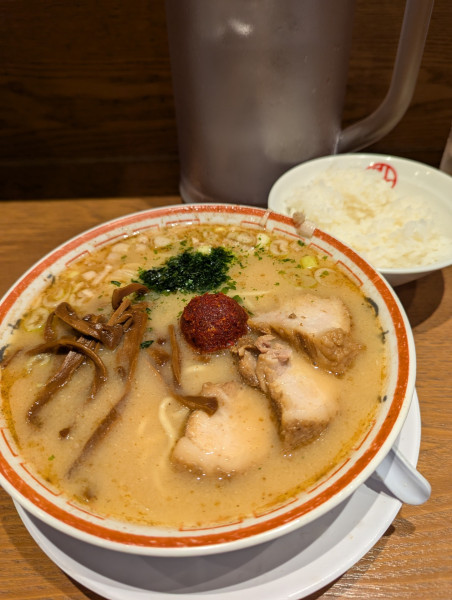 「山形辛味噌+ライス(無料)」@田中そば店 蒲田店の写真