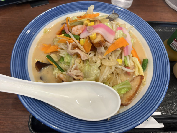 「野菜たっぷりちゃんぽん　950円」@長崎ちゃんぽん リンガーハット 千葉行徳店の写真