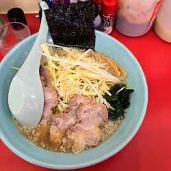 ネギチャーシューラーメン中盛り