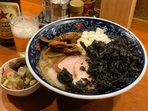 「ニボガッツ+黒バラ海苔」@中華そばの店 りょうがの写真