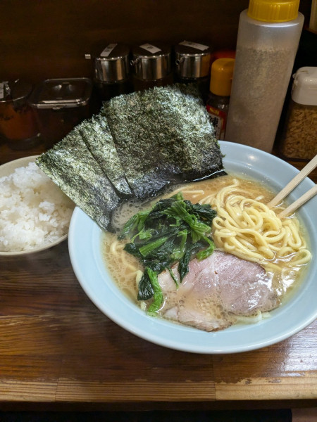 「ラーメン　800円　濃いめ」@ラーメンたかし屋の写真