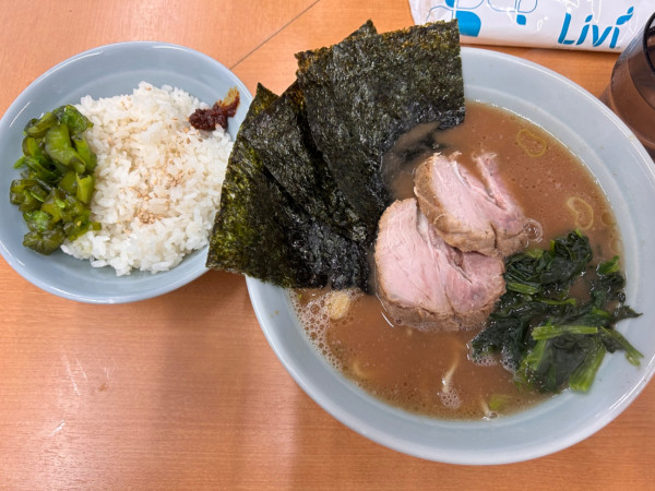 「ラーメン」@横浜らーめん 武蔵家 綾瀬店の写真