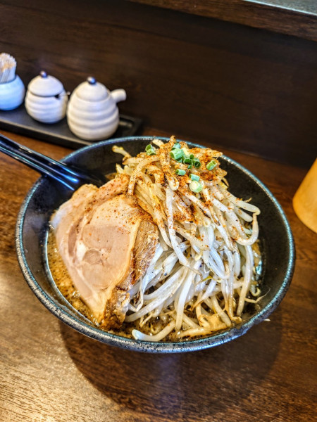 「味玉焦がし辛味噌+炒めもやし」@焦乃香.の写真