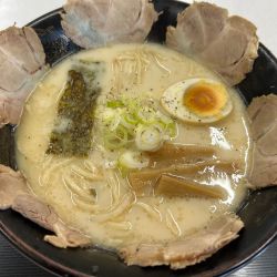 とんこつチャーシュー麺