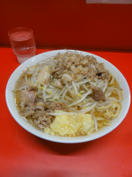 「小950円NA」@ラーメン二郎 松戸駅前店の写真