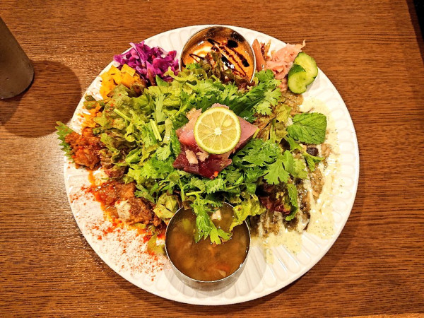 「4種フォレスト盛りカレー」@東京間借りカレー シモカワスパイス 新宿店の写真