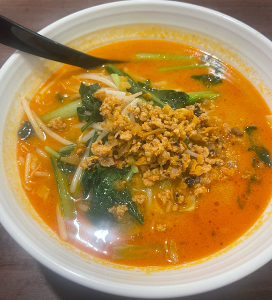 「坦々刀削麺」@洪記餃子の写真