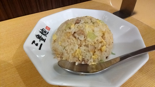 「チャーハン（麺にセットで２９０円）」@三豊麺 斬 サンプラザ店の写真