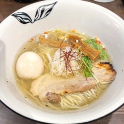 塩らぁ麺 寿 +味玉