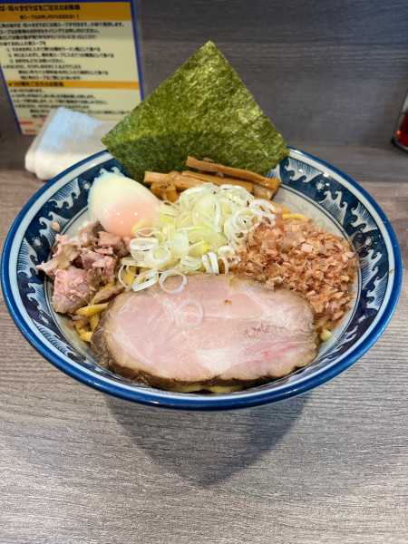 「油そば【TP】温玉」@兎に角 松戸店の写真