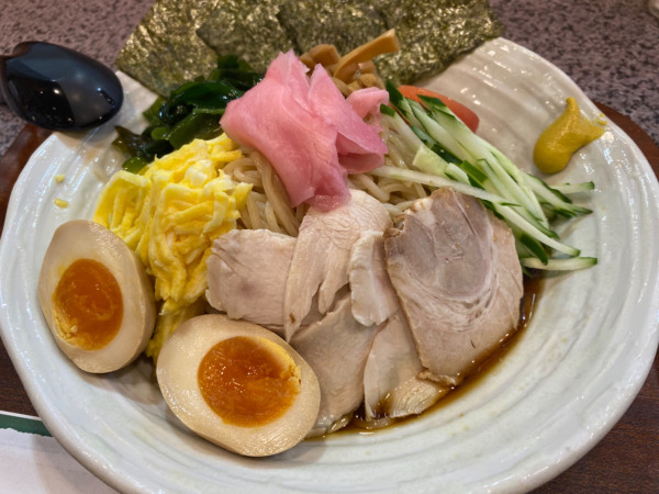 「冷やし中華全部のせ」@らーめん直久 新木場店の写真