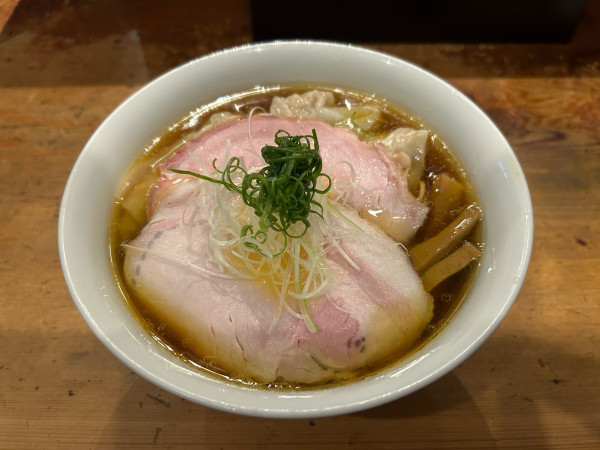 「わんたん中華そば」@中華そば しば田の写真