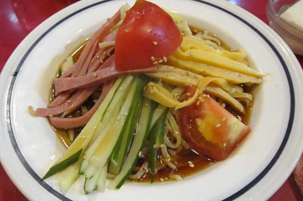 「冷やし中華　800円」@花彫酒家の写真