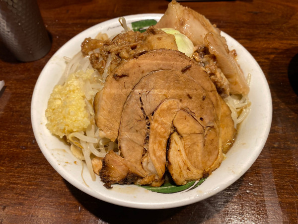 「雷そば」@ラーメン 雷 東京本丸店の写真