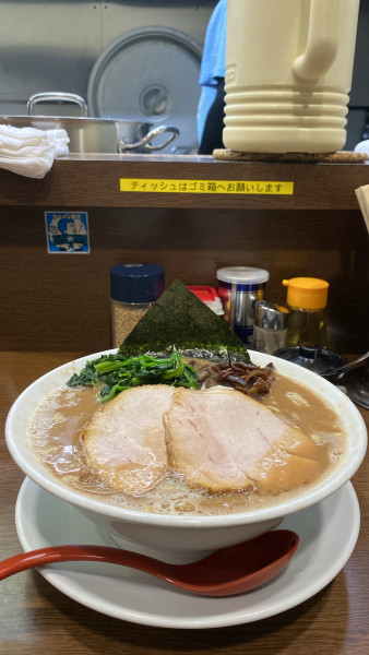 「ラーメン（大盛）」@うまいヨ ゆうちゃんラーメンの写真